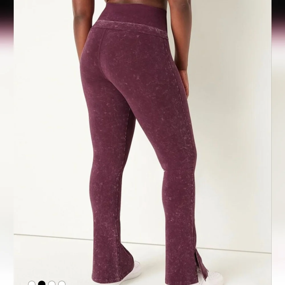 PINK Victoria's Secret Women's Rich Maroon Red Foldover Flare Legging Size SP